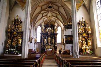 Pfarrkirche_Pettenbach-pettenbach_pfarrkirche_barocke_altarausstattung_05062011_31516